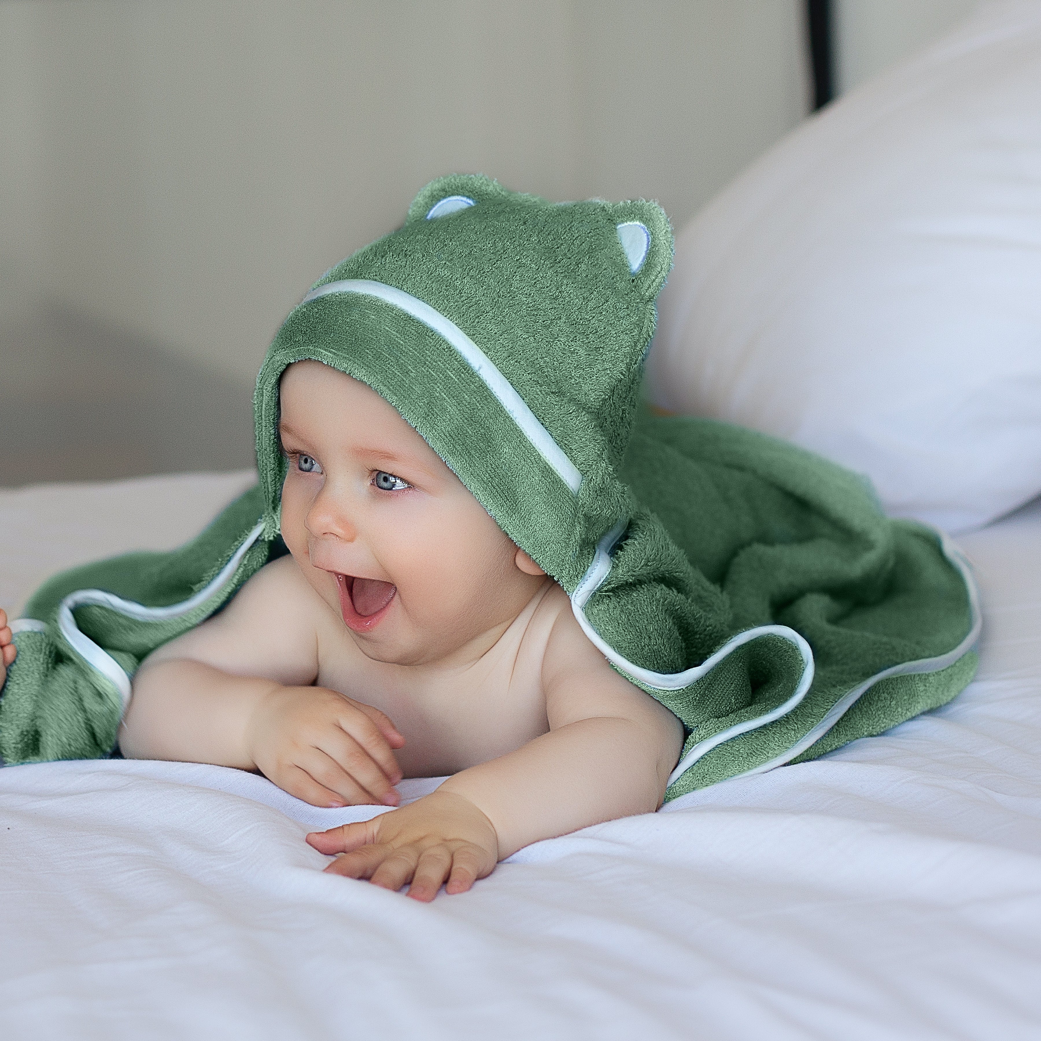 Premium Bamboo Baby Bath Towel (Green)