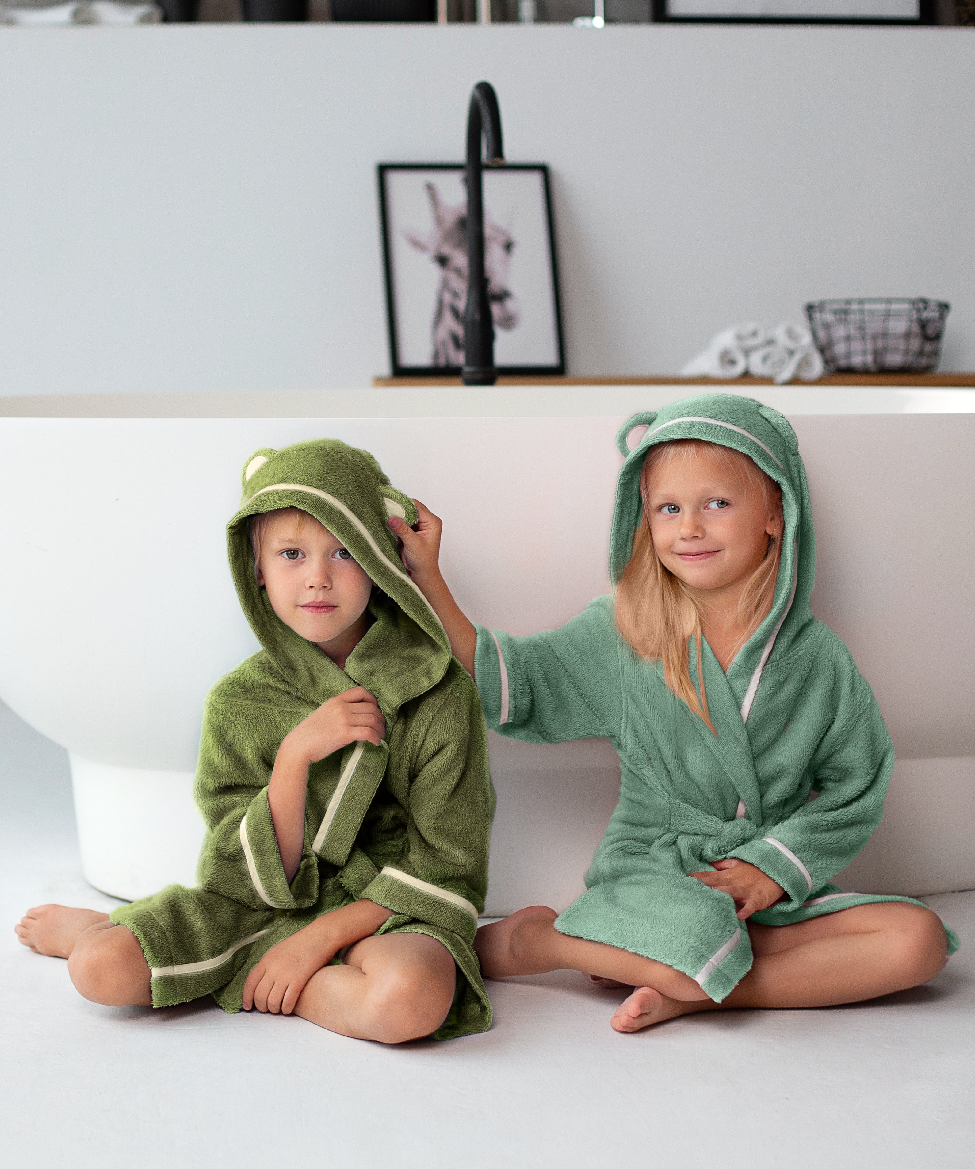 Premium Soft Bamboo Bathrobe for Baby, Toddler and Kid (Green)